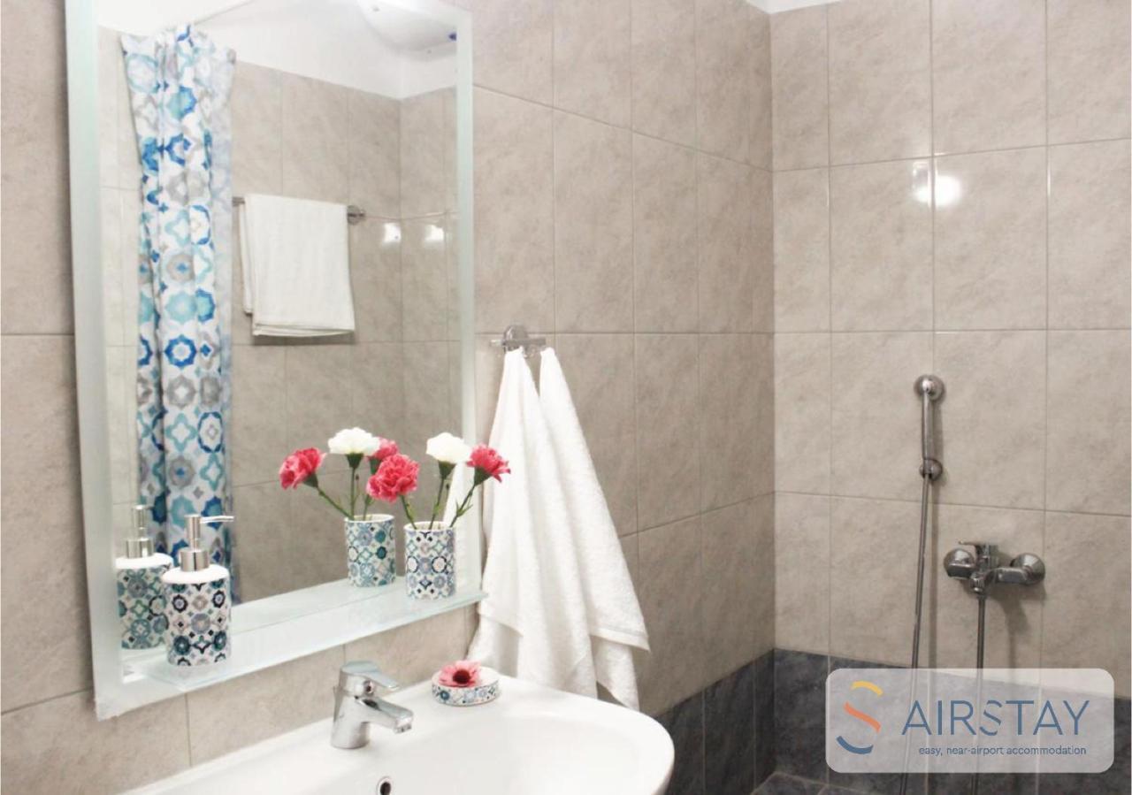 Anivia Apartments Airport By Airstay Spáta Dış mekan fotoğraf